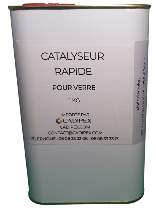 Catalyseur rapide pour verre